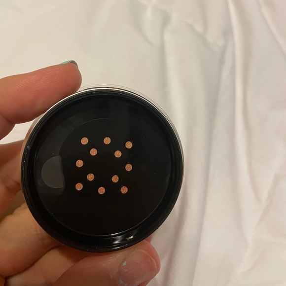 NARS illuminating loose power - Picture 4 of 6